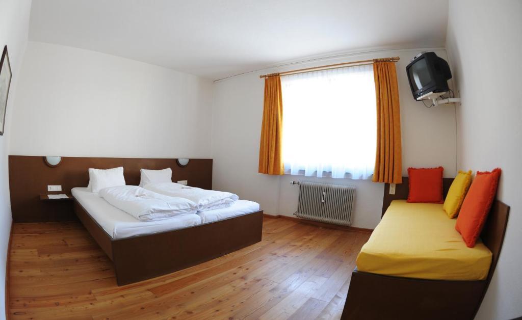 Gaestehaus Obwexer Matrei in Osttirol Habitación foto